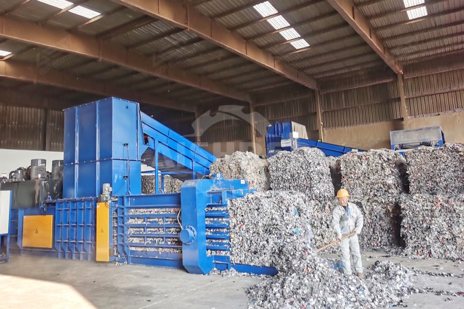 Çində Yantszı çayı deltası bölgəsində illik 100.000 ton tekstil tullantısından alternativ yanacaq istehsalı layihəsi üçün Tullantı Pres Maşını