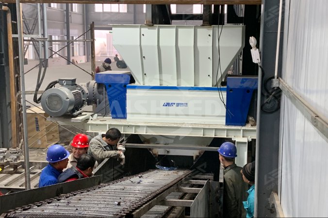Çinin Henan şəhərində metal konteynerlərin təkrar emalı layihəsi