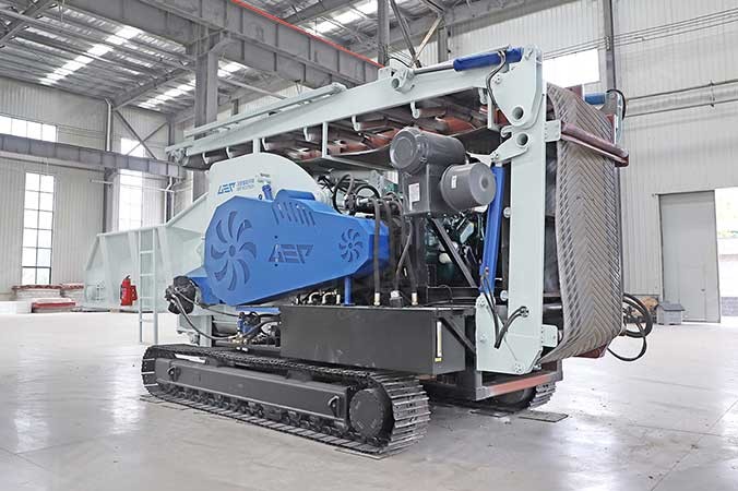 Crawler tipli mobil əzmə zavodu